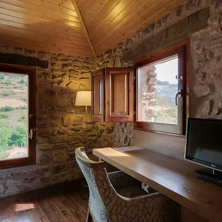 Real La Almazuela 4*